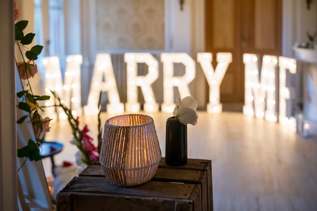MARRY ME lichtletters in sfeervol decor